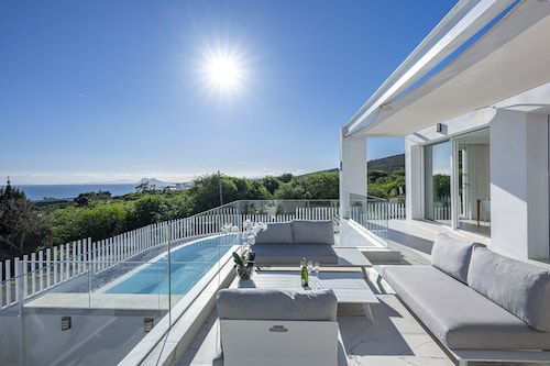 Villa EDEN 2399 private pool & sea view