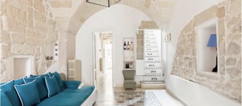 Explore the Historic City on Foot from an Old Town House