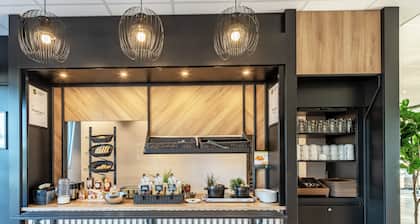 B&B HOTEL Landerneau Bois Noir