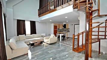 都會公寓 | 客廳 | 32 吋智能電視連衛星電視頻道、電視、Netflix