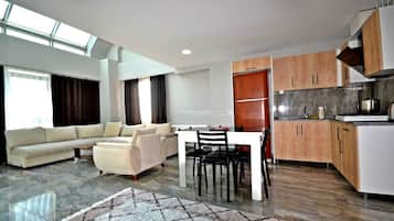 City Apartment | Living area | 32-inch Smart TV with satellite channels, TV, Netflix