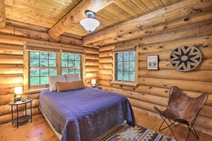 3 bedrooms, iron/ironing board, travel cot, WiFi