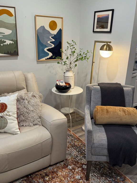 Modern 3bed 2bath, Short Drive To Rrg, Walk To Stores And Restaurants! So Clean! - 歐文