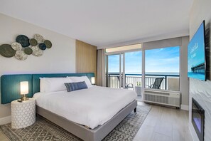1 bedroom, desk, iron/ironing board, WiFi - Andalusian Breeze by Casanita - Oceanfront Suite (Myrtle Beach)