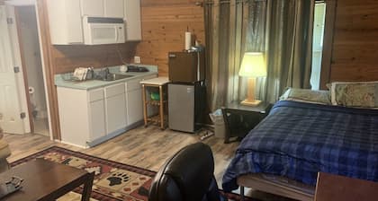 Cozy Upstairs Studio
