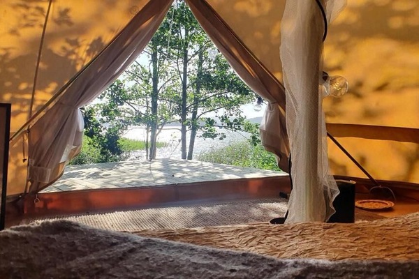 Tent | Iron/ironing board, free WiFi