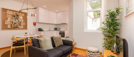 Apartment | 2 bedrooms, iron/ironing board, WiFi