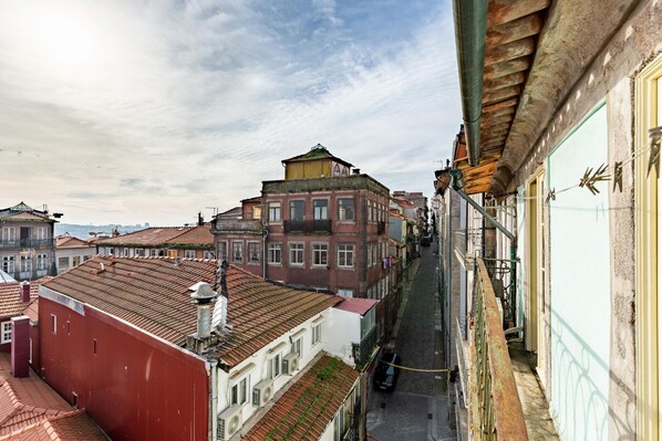 Studio | Iron/ironing board, WiFi