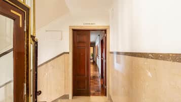 Appartement | 4 slaapkamers, een strijkplank/strijkijzer, wifi