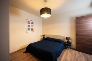 1 Schlafzimmer, Zimmersafe, Bügeleisen/Bügelbrett, kostenloses WLAN