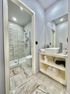 House | Iron/ironing board, WiFi - Downtown 4A in Oporto (Porto)