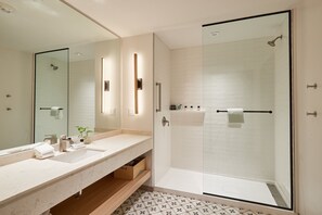 Bathroom sink - NOUN Hotel, Norman, a Tribute Portfolio Hotel (Norman)