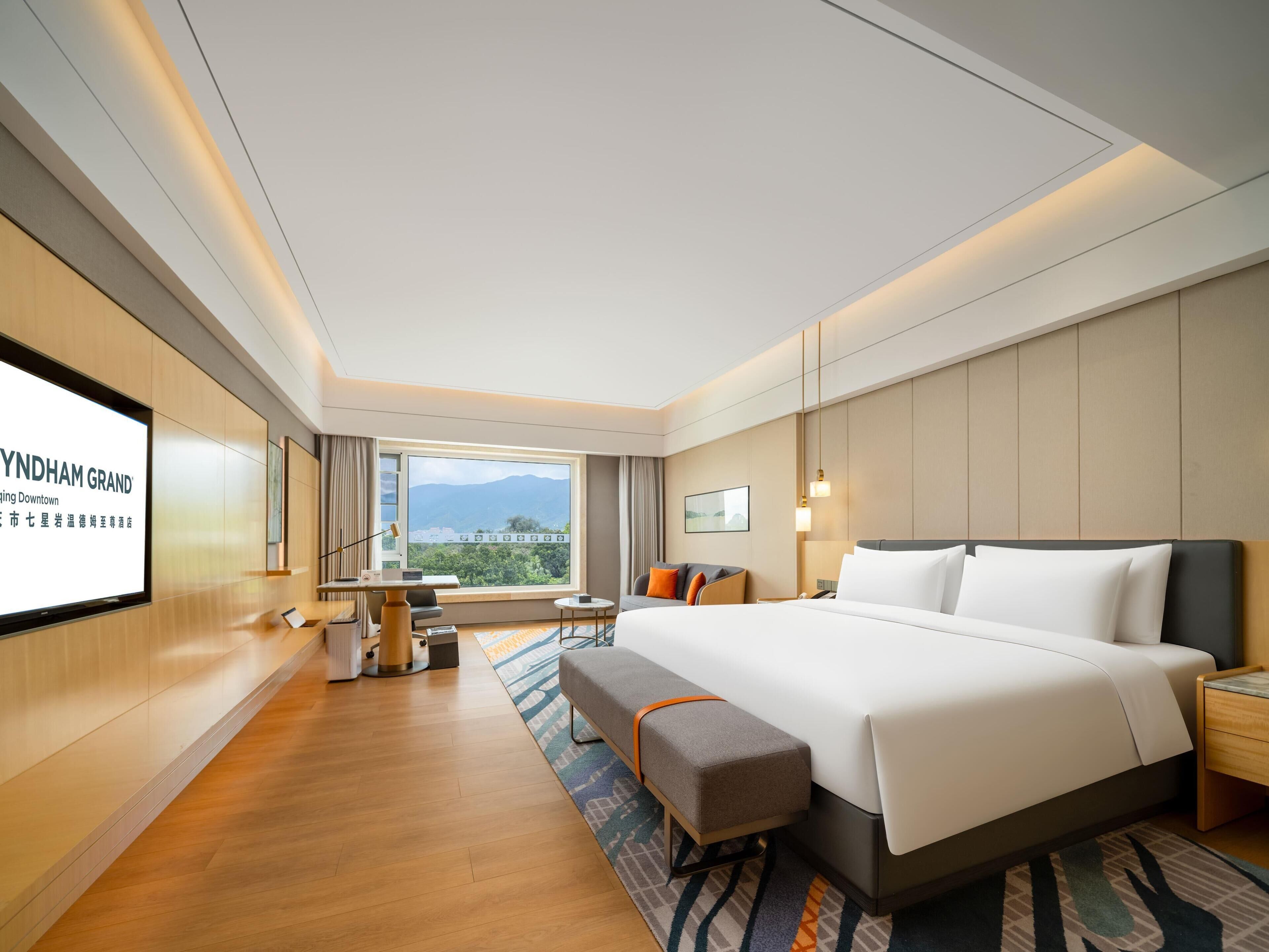 Deluxe Long Stay Garden View 1 King Room