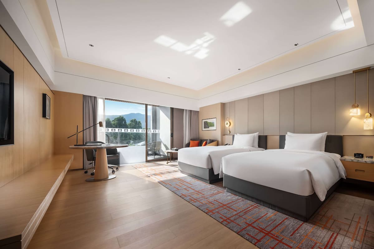 Superior Hot Pool Lake View 2 Double Room