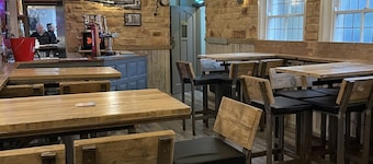 Commercial Hotel