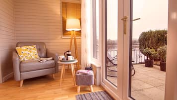 Smart TV, reproductor de DVD, videoteca y estéreo