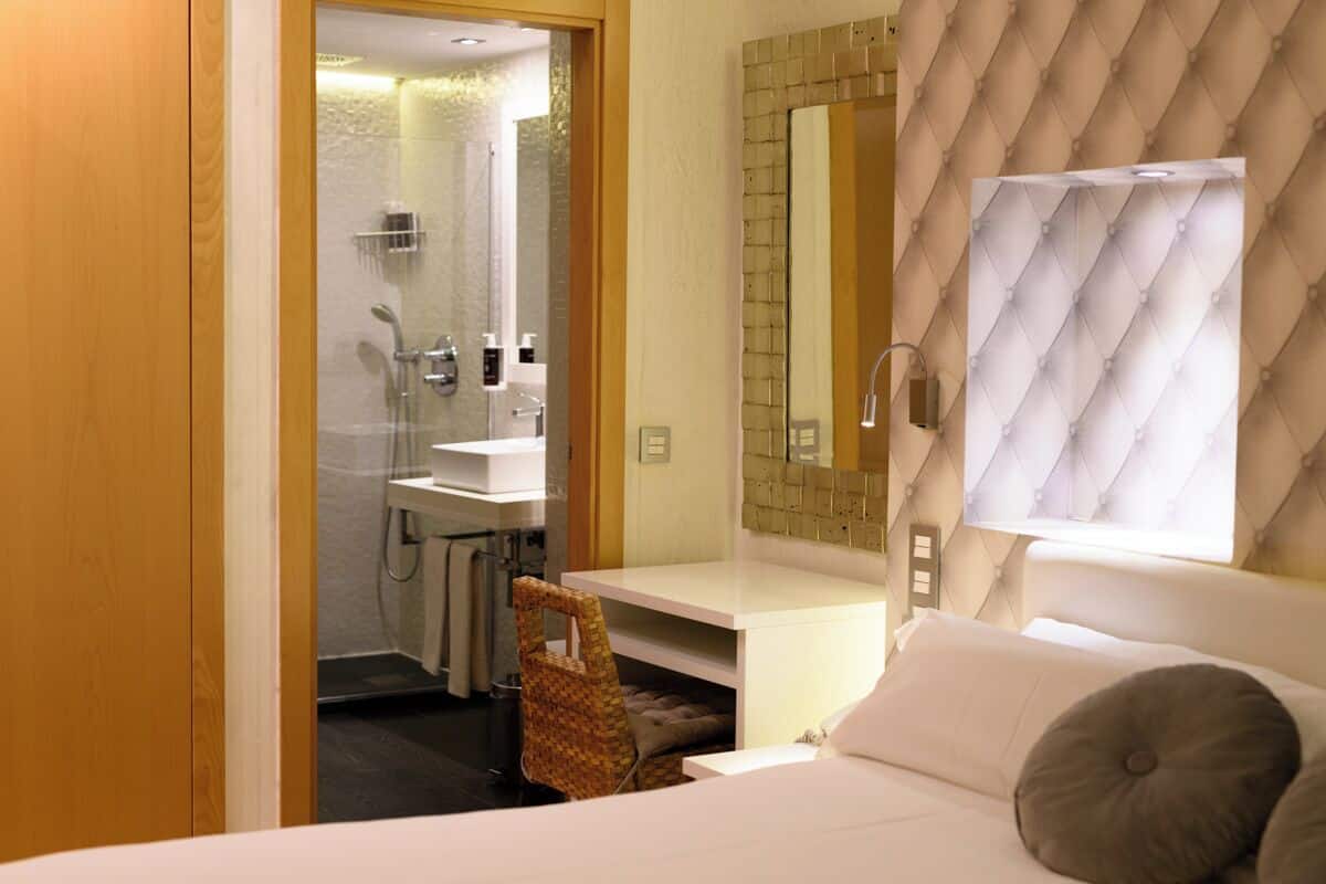 Double or Twin Room | Premium bedding, down duvets, minibar, in-room safe