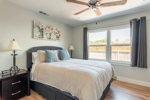 1 chambre, bureau, Wi-Fi gratuit, draps fournis