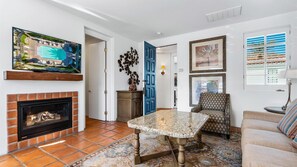 Smart TV, fireplace, offices