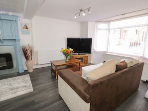 TV, fireplace, video-game console