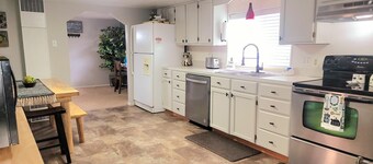 Tranquil 3 Bedroom, 2 Bath Home Near Scenic River Walk!