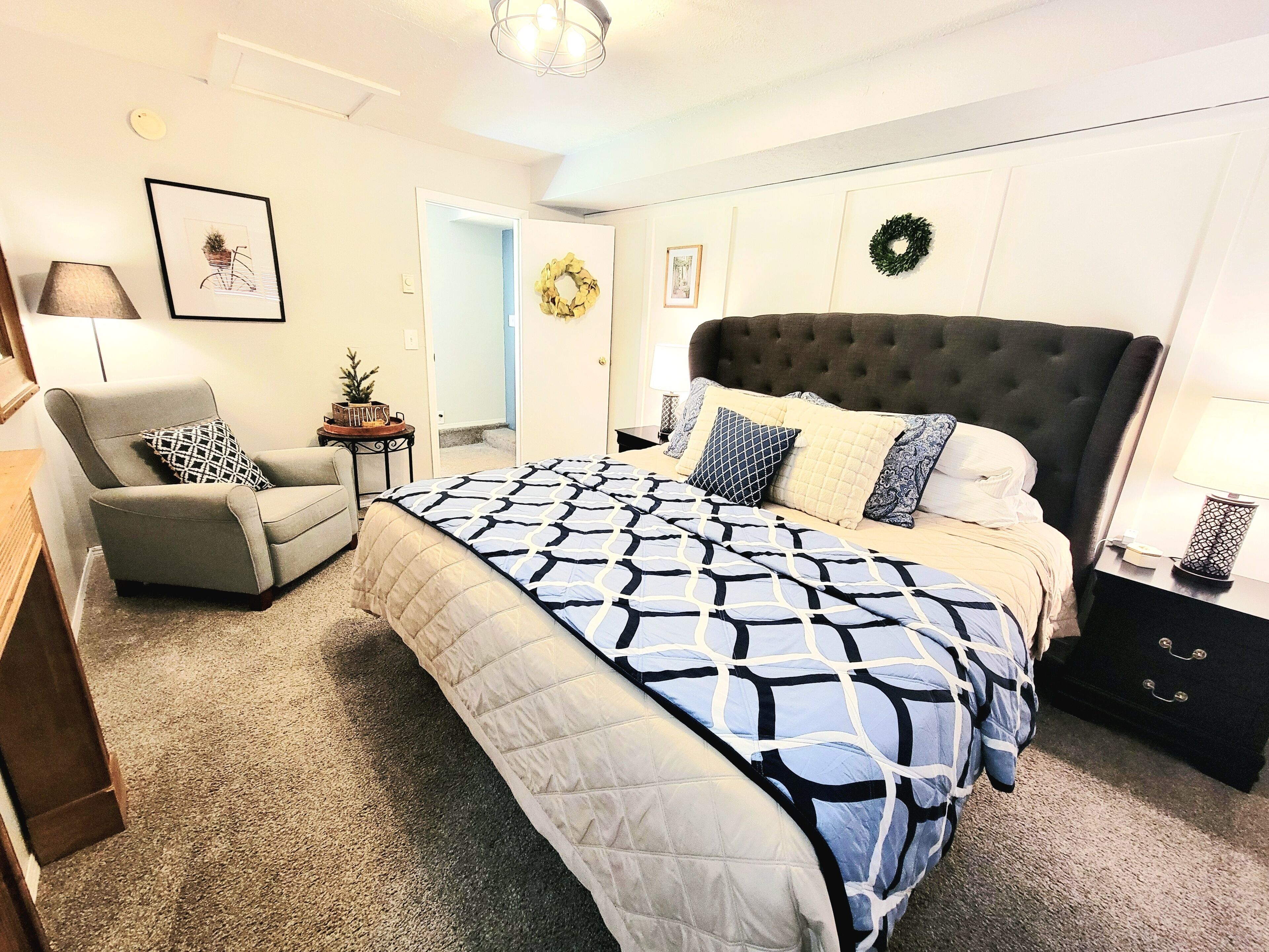 3 bedrooms, desk, iron/ironing board, free WiFi