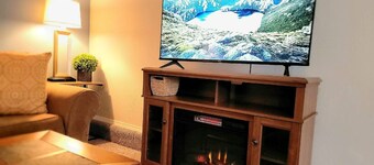 Tranquil 3 Bedroom, 2 Bath Home Near Scenic River Walk!