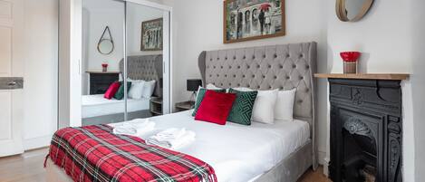 1 Schlafzimmer, Bügeleisen/Bügelbrett, Reisekinderbett, kostenloses WLAN