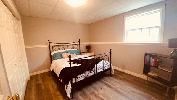 1 bedroom, free WiFi, bed sheets