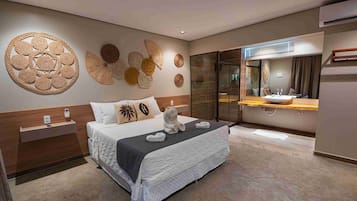 Suíte estúdio standard | 3 quartos, Wi-Fi de cortesia, roupa de cama