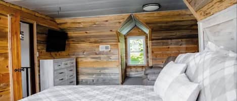 5 habitaciones, tabla de planchar con plancha y wifi gratis