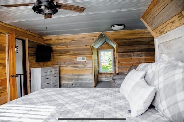 5 chambres, fer et planche Ă repasser, Wi-Fi gratuit, draps fournis