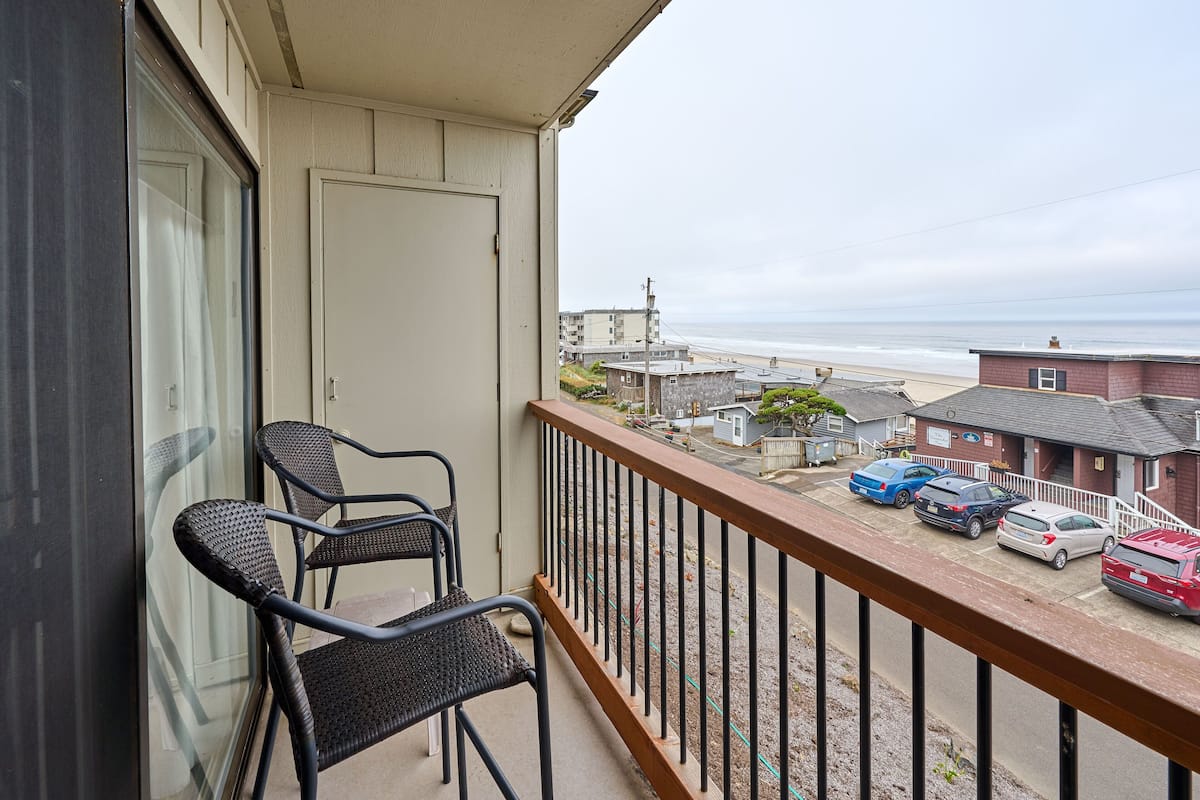 Deluxe Condo, 1 Katil Ratu (Queen) dengan Katil Sofa, Fireplace, Sea View | Teres/patio