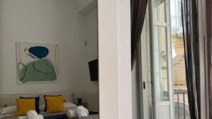 3 dormitorios, tabla de planchar con plancha, wifi gratis y ropa de cama