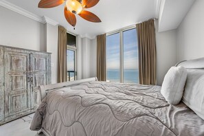 2 slaapkamers, een strijkplank/strijkijzer, beddengoed