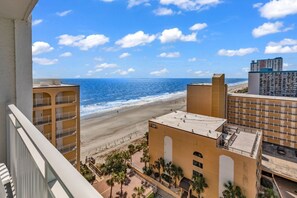 Property grounds - SeaMist Driftwood Vacation Studio with Balcony (Myrtle Beach)