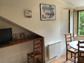 Dining - App7, 4/5 Perst3 Pour vos Vacances à la Montagne (Ax-les-Thermes)