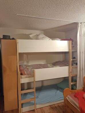 Fer et planche à repasser