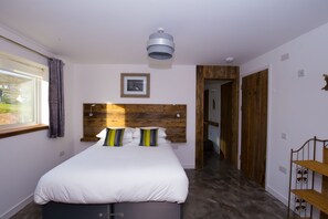 1 soverom, strykejern/-brett, wi-fi (inkludert) og sengetøy