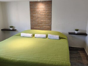 1 quarto, ferros/tábuas de passar roupa, Wi-Fi, roupa de cama
