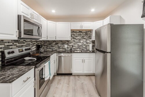 One bedroom apartment in downtown Canandaigua