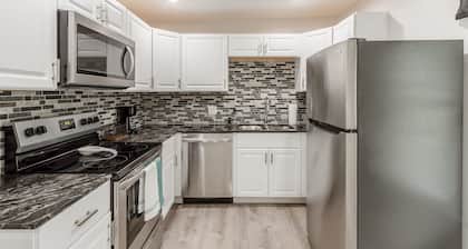 One bedroom apartment in downtown Canandaigua