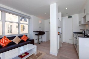Apartment, Multiple Beds | Living room - Remarkable 2-bed Apartment in London (London)