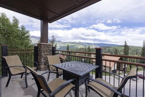 Outdoor dining - Purgatory Lodge 201 - Managed by Purgatory 201 (Durango)