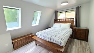 1 bedroom, desk, iron/ironing board, free WiFi