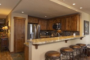 Fridge, microwave, oven, stovetop - Purgatory Lodge 402 - Managed by Purgatory Resort (Durango)