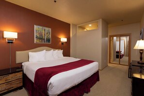 2 soverom, strykejern/-brett, wi-fi og sengetøy