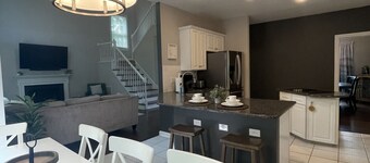 Sleeps 24 • BBQ • Fire Pit • Games • Pets OK