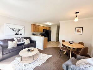 Smart TV, fireplace - Wildwood Condo: Ski-in; Top Floor; Creekside; Walk to Town (Breckenridge)