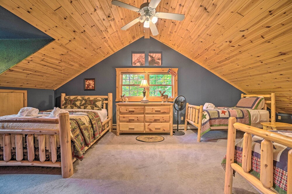 DogFriendly Gaylord Retreat